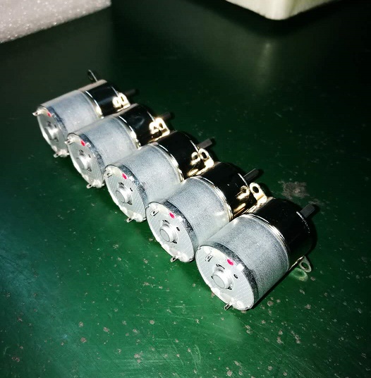 電子鎖減速電機